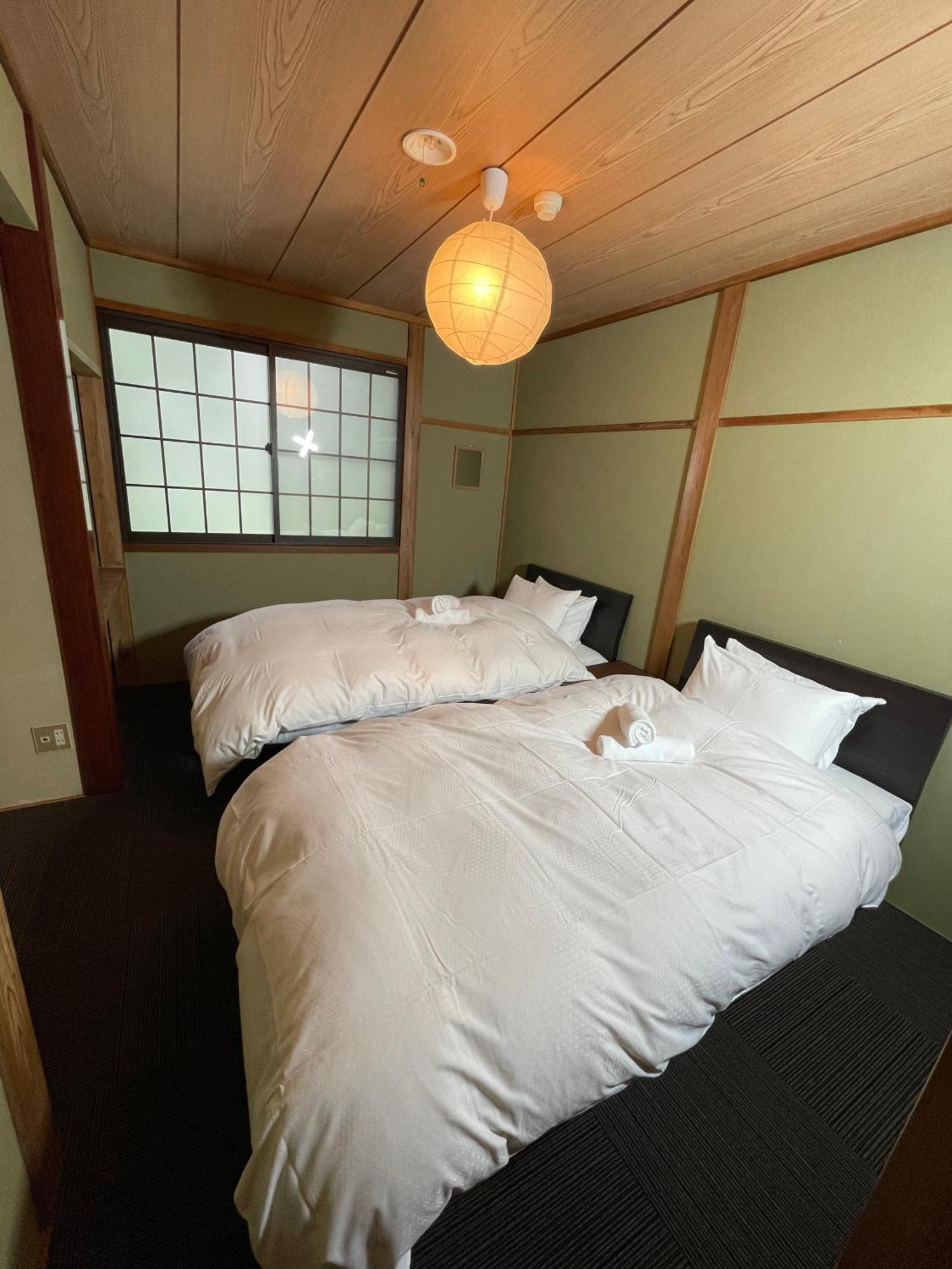 Hotel A Short Walk To Akakura Onsen Ski Lift And Town By Japow House Myoko Exterior foto